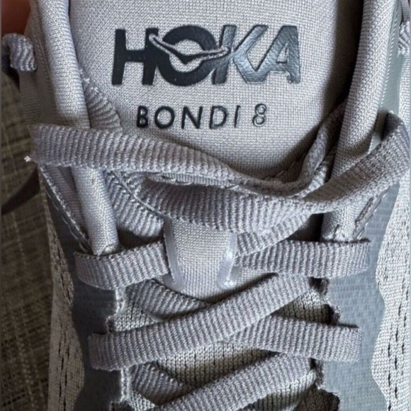 SOLD - Hoka One One Men’s Bondi 8 in Light Gray Size 10 Athletic Sneakers - Picture 7 of 11